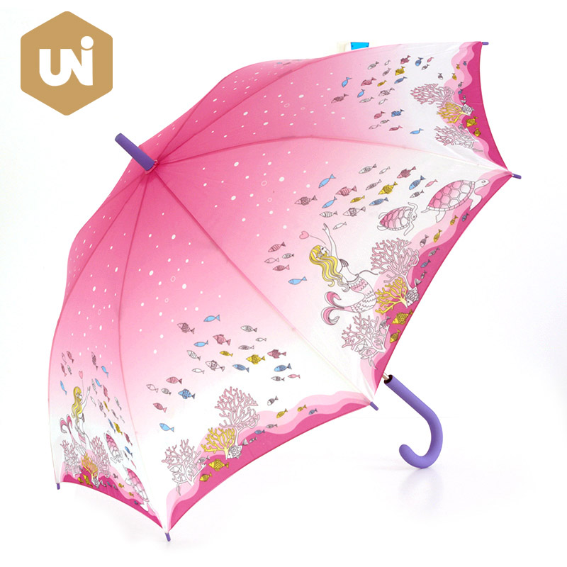 چتر رنگی چاپ شده